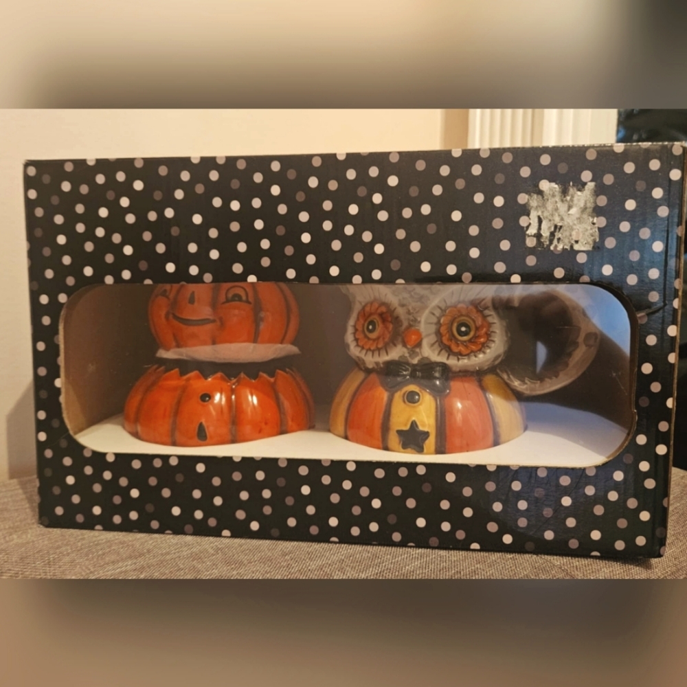 NIB Johanna Parker Halloween Sugar and Creamer Set